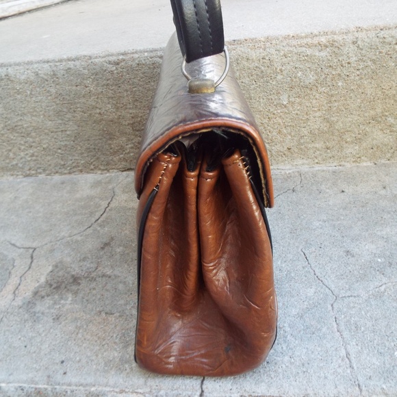 Vintage 1960's Naugahyde Ladies Shoulder Bag - Picture 5 of 8